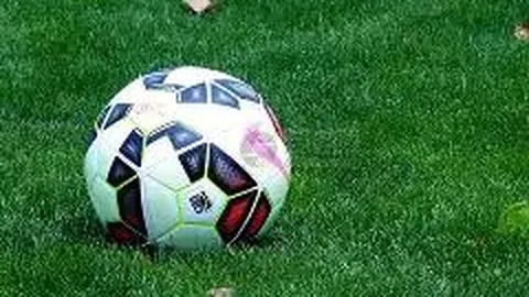 德雷克因KD感染亦需隔离，豪宅内球馆缅怀科比