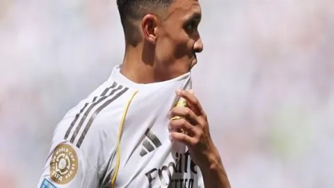 波黑对阵塞浦路斯：哈伊拉迪诺维奇梅开二度，德米罗维奇建功