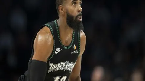 大乐透期号专家推荐：青春队伍挑战卫冕强队，主场连胜可否持续